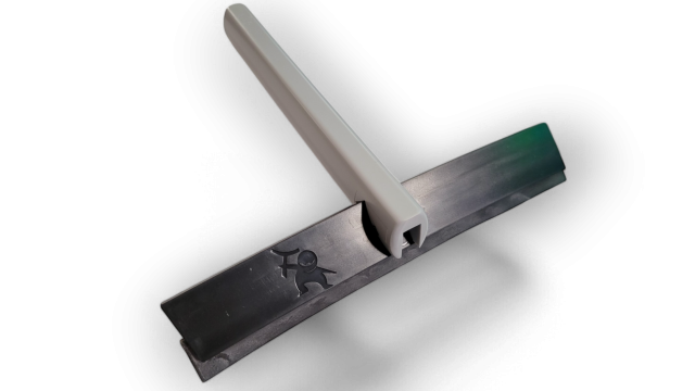 The Window Cleaning Revolution: Why the KataCurv Curved Squeegee Is the Biggest Breakthrough Since Mary Anderson's 1903 Invention